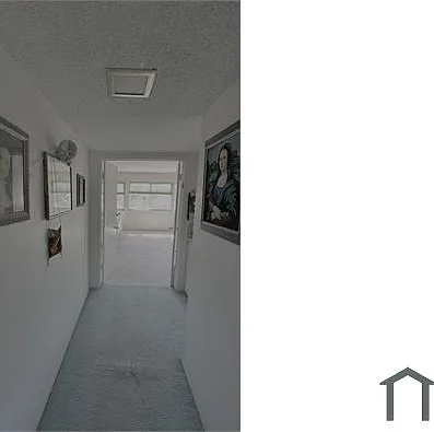 6217 Newcastle Ave — Photo 16