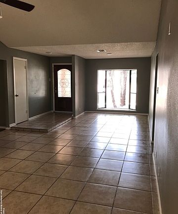 4th image of 2702 Strong Oak