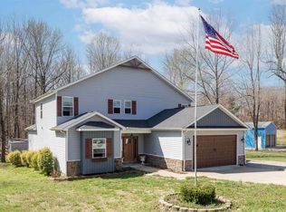 700 Lacey Ln, Paducah, KY 42003