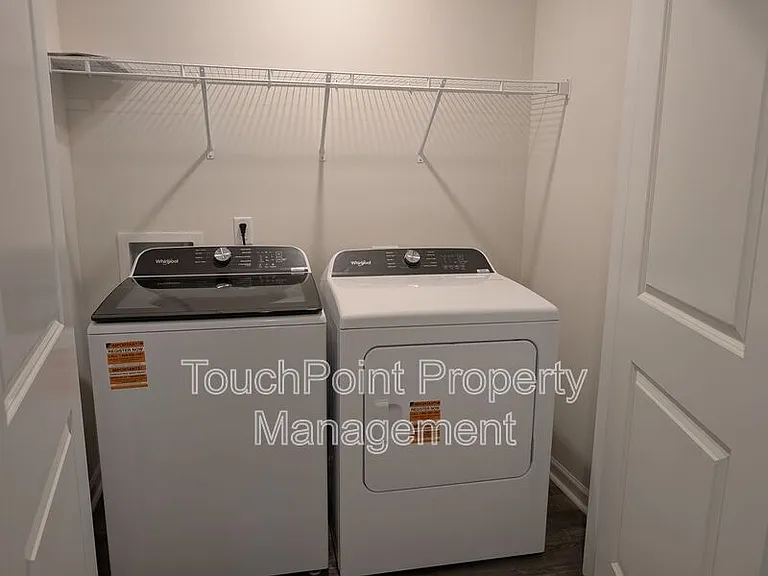 5132 Hyrule Dr — Photo 13