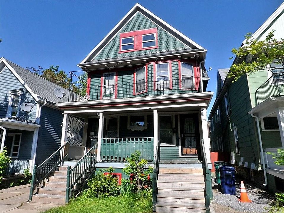2nd image of 29 Baynes St
