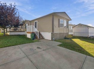 442 Oak Wood Cres NW, Edmonton, AB T6P0B2