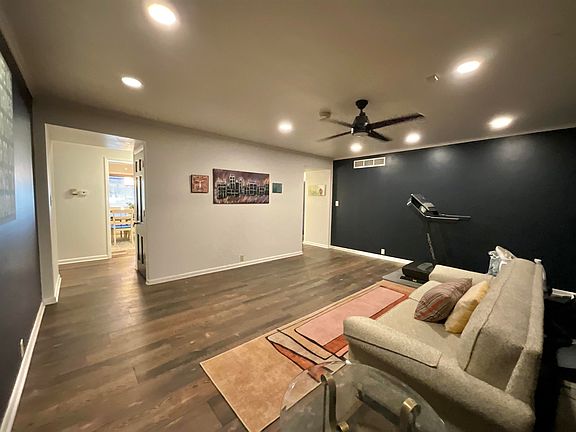 5th image of 2020 Birchwood Rd.
