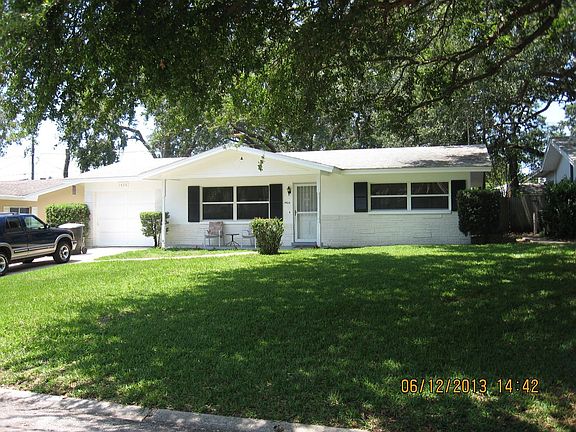 2nd image of 1426 Thames Ln