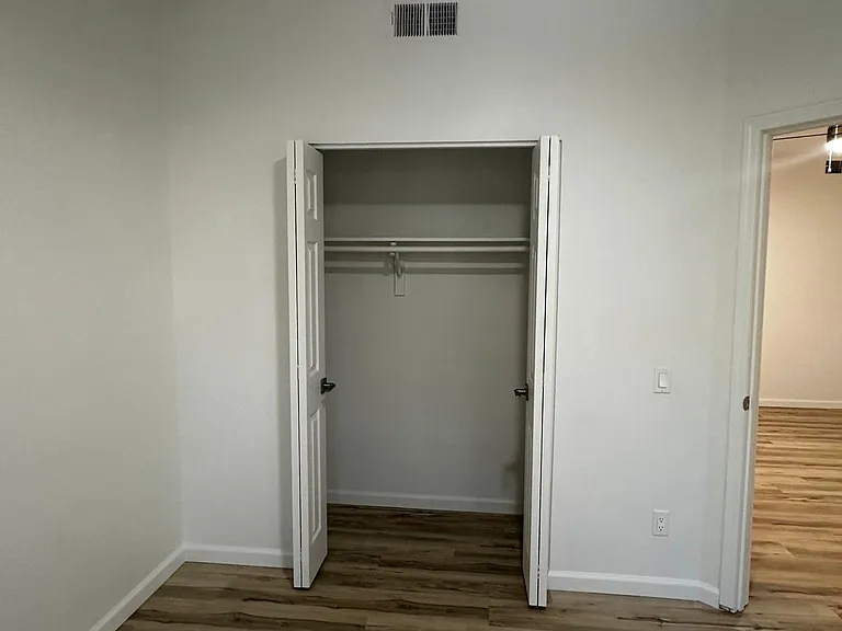 101 N 7th St #184 — Photo 33