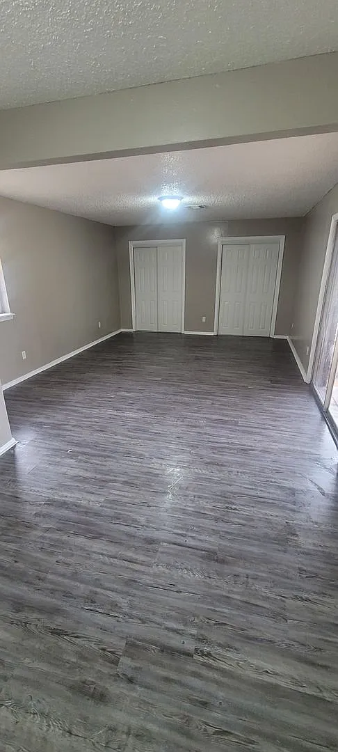 8609 N. Harvey Avenue — Photo 4