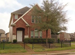 7527 Golden Star Dr, Houston, TX 77083