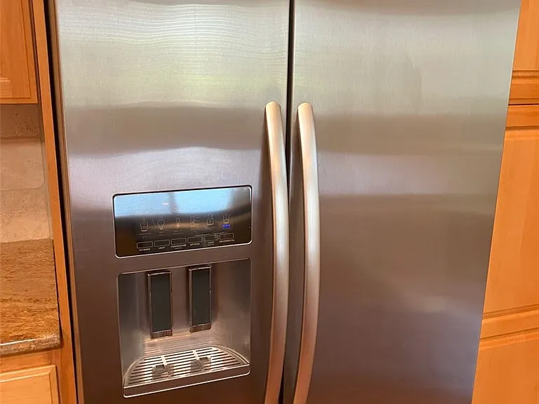 99 Hilltop Cir — Photo 14