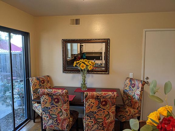 5th image of 17489 Carriage Lamp Way