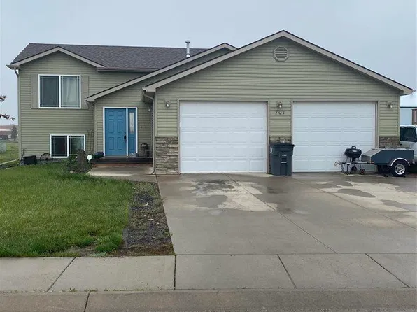 701 Radial Ln, Box Elder, SD 57719