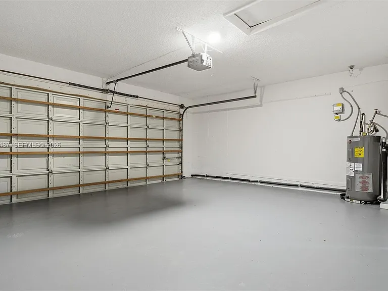 10633 NW 32nd Ct — Photo 25