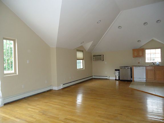 2nd image of 20930 39th Ave