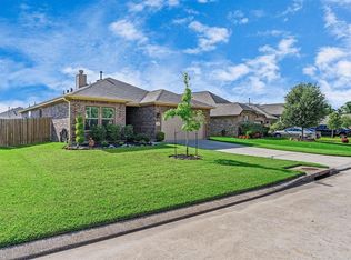 221 Country Crossing Cir, Magnolia, TX 77354