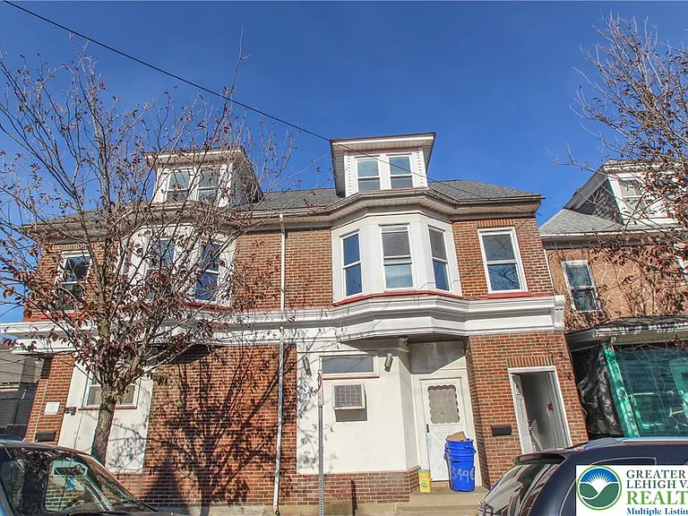 1347 Lehigh St — Photo 3