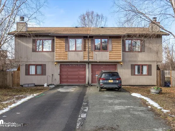 3936 Roundtop Cir, Anchorage, AK 99504