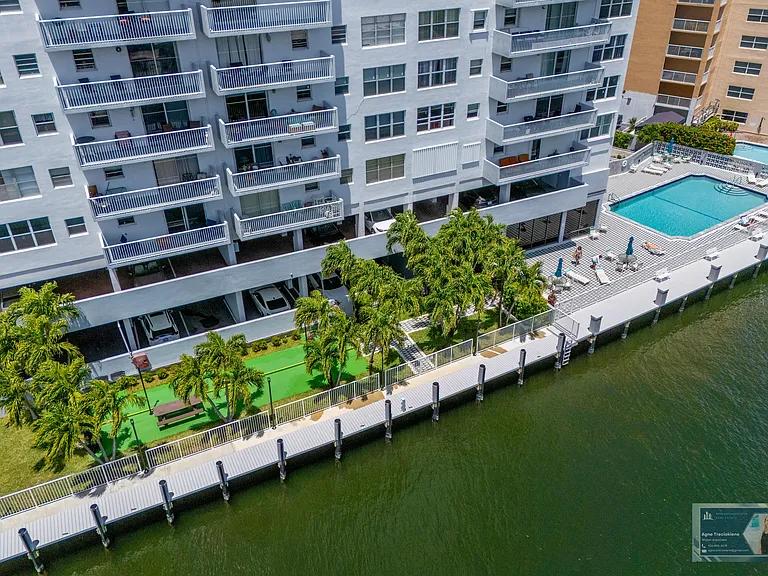 137 Golden Isles Dr #914 — Photo 59