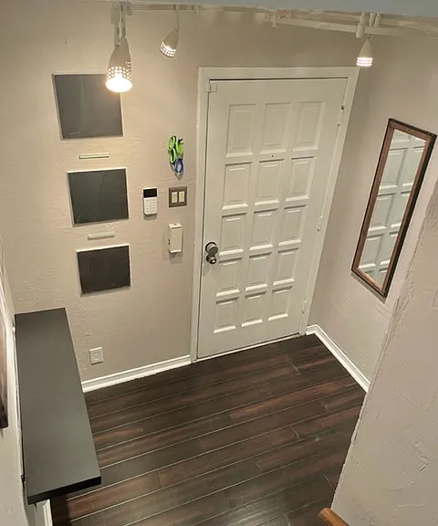 502 E Avenue J — Photo 7
