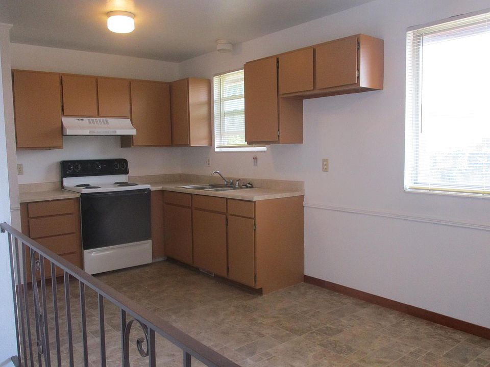 2nd image of 3843 W Atmore Rd