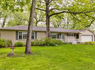 26297 N Oak Ave, Mundelein, IL 60060