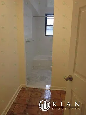 Rented by Kian Realty | media 13