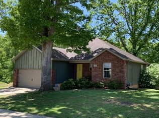 955 S 21st Ave, Ozark, MO 65721