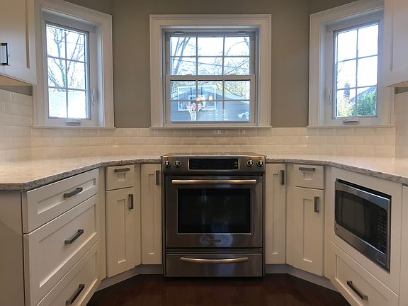 4th image of 517 Wildwood Dr