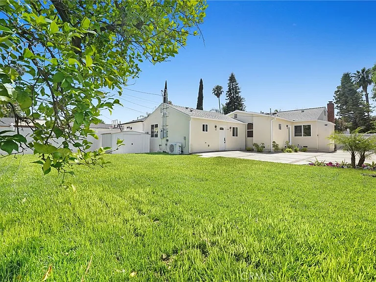 6722 Katherine Ave — Photo 23