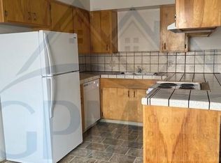 453 W 22nd St, Merced, CA 95340