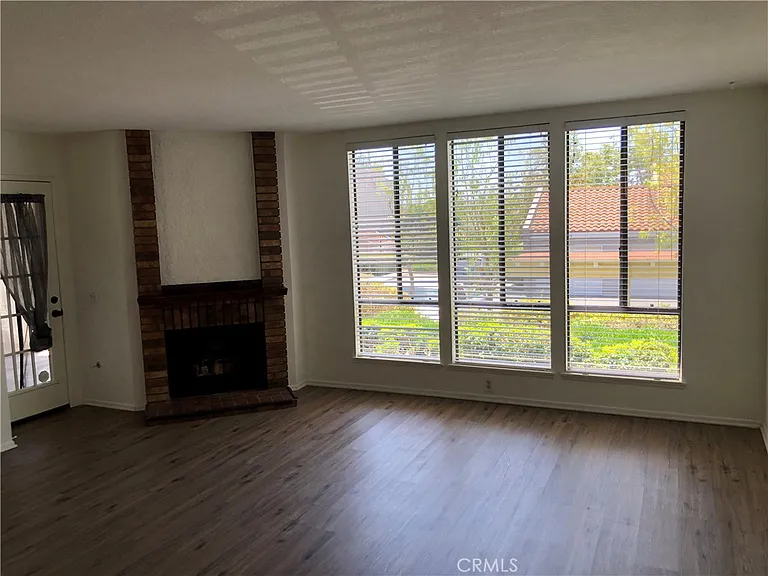 25951 Orbita — Photo 17