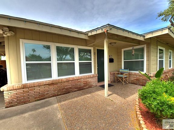 2nd image of 1809 Laurel Dr