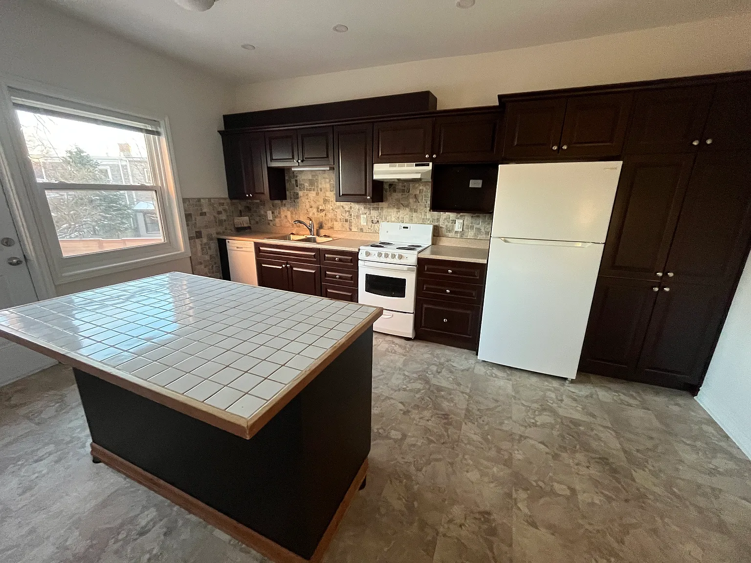 5813 Cunard Street Halifax — Photo 3