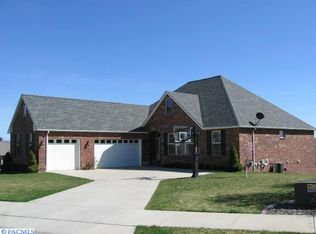 435 SW Sundance Ct, Pullman, WA 99163