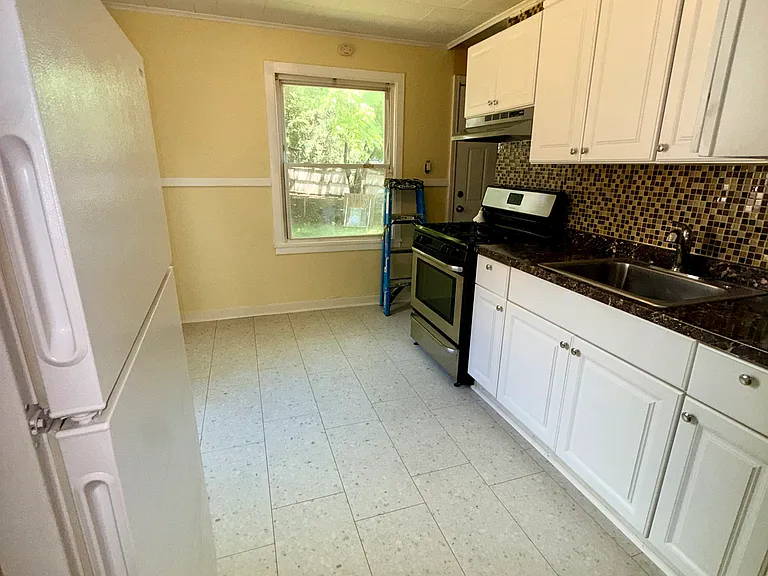 26 Hilltop Rd #1 — Photo 5