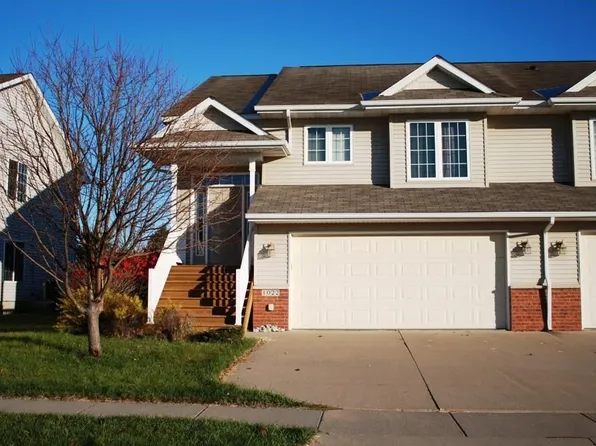 1022 Patton Ln, North Liberty, IA 52317