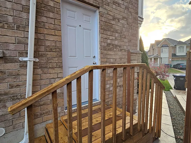 29 Seastar Rd #BASEMENT — Photo 2