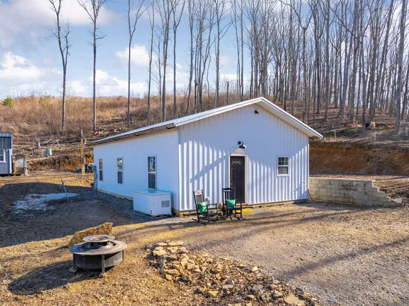 3734 Hendon Rd, Graysville, TN 37338