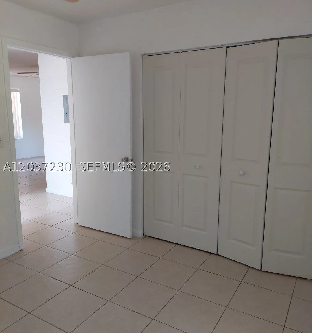 2 bed, 912 sqft, $1,800 — Photo 4