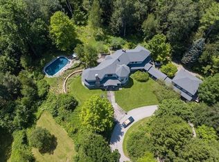 1 Lahey Cross Rd, Stockbridge, MA 01262