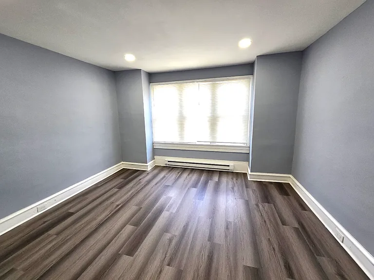 6542 Regent St — Photo 30