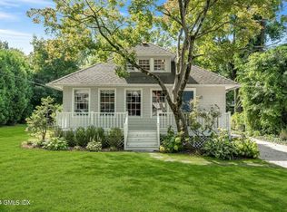 8 Cherry Ln, Old Greenwich, CT 06870
