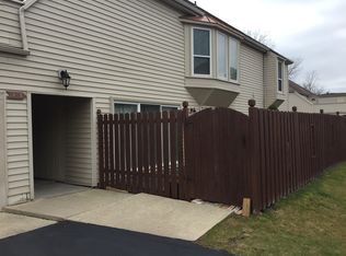 8159 Colony Dr APT 4, Grosse Ile, MI 48138