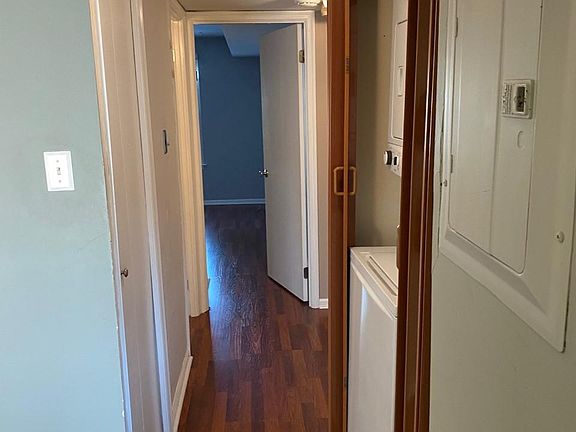 5th image of 20307 Beaconfield Ter APT 101