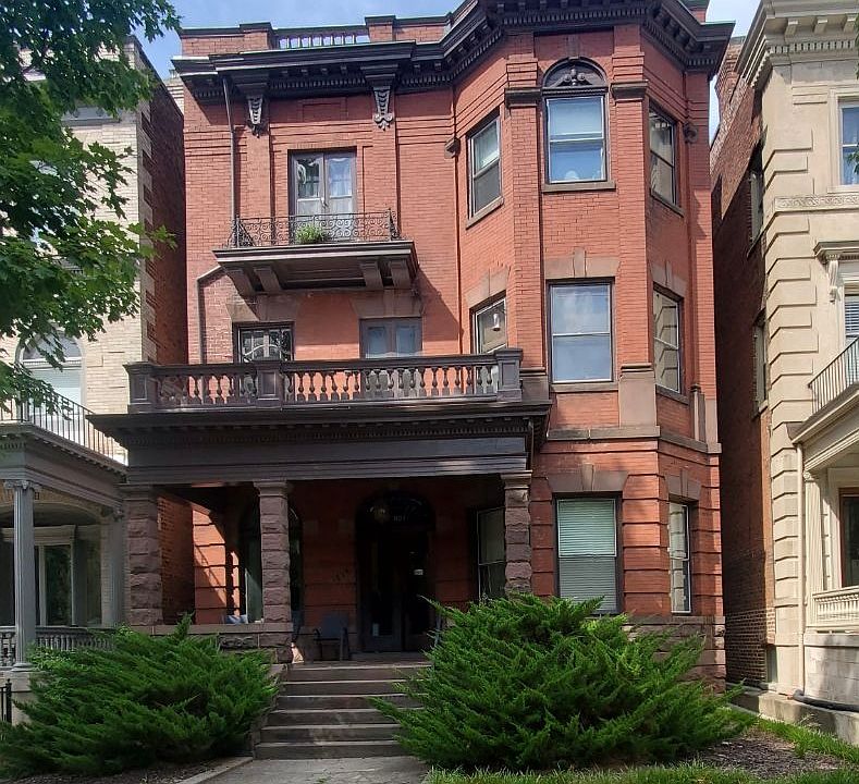 1st image of 1824 Monument Ave APT 5