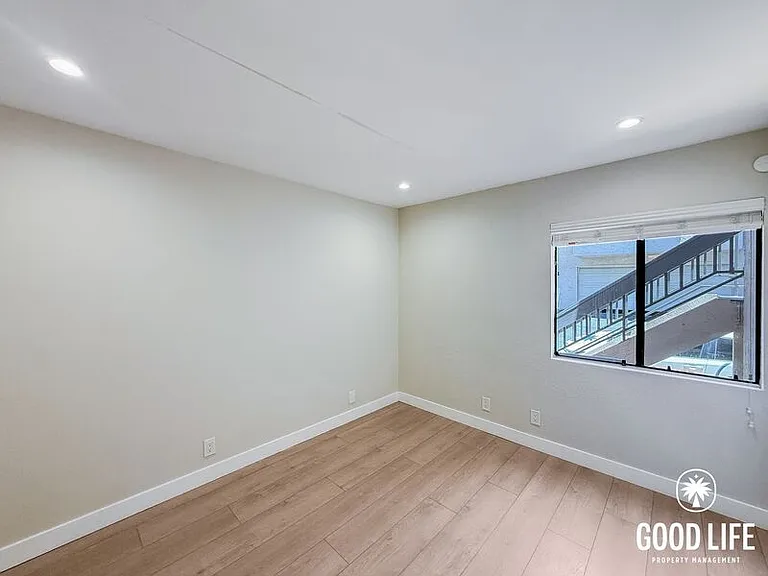 3731 Balboa Ter #B — Photo 8
