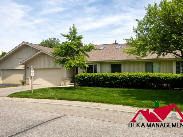 1895 Hunters Ln, Lake Orion, MI 48360