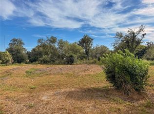 806 Pecos St, George West, TX 78022