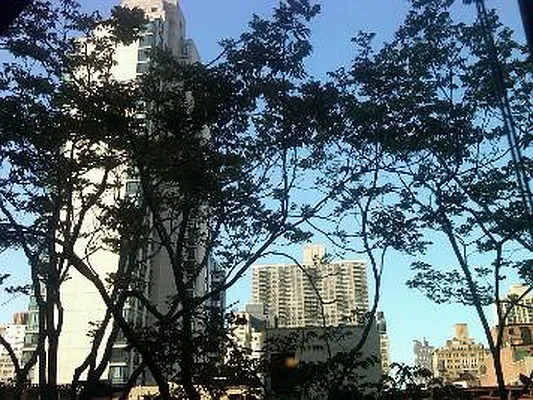 Rented by Corcoran | media 3