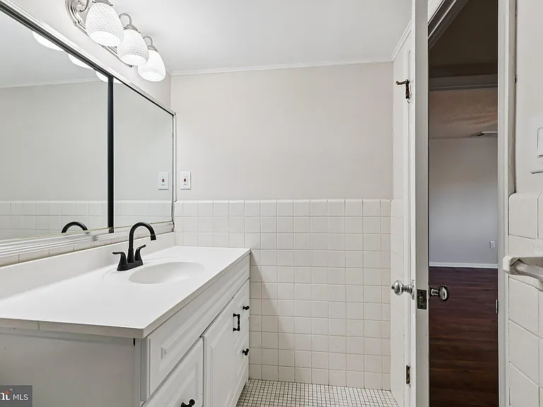 106 Harvest Ln #206 — Photo 12