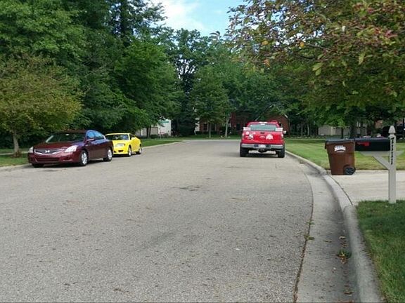 5th image of 7111 Nightshade Dr