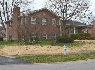 605 Greenwood Dr, Harrodsburg, KY 40330